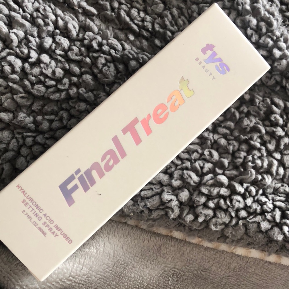 tys Beauty Final Treat Hyaluronic Acid Infused Setting Spray